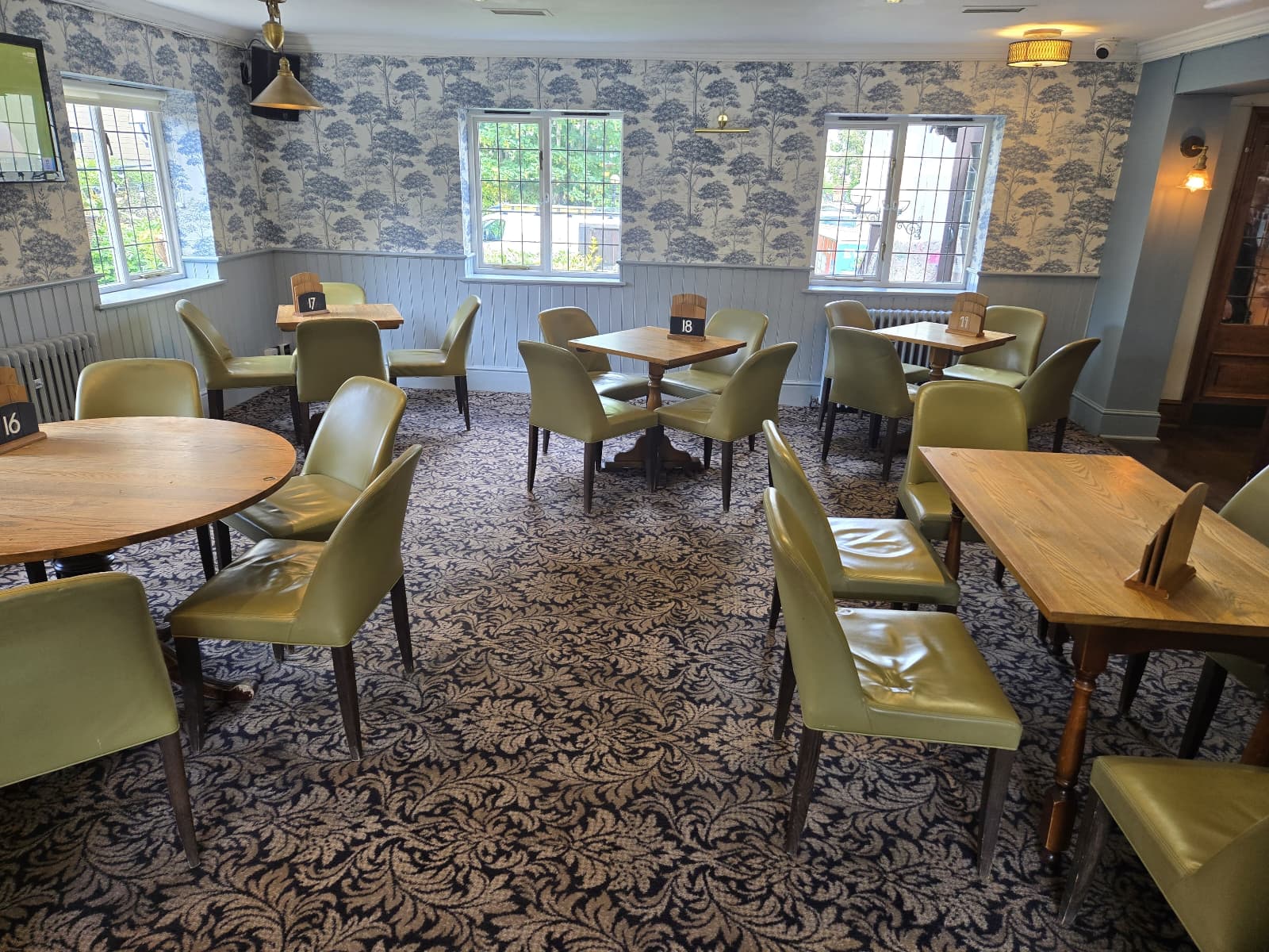 Pub Image